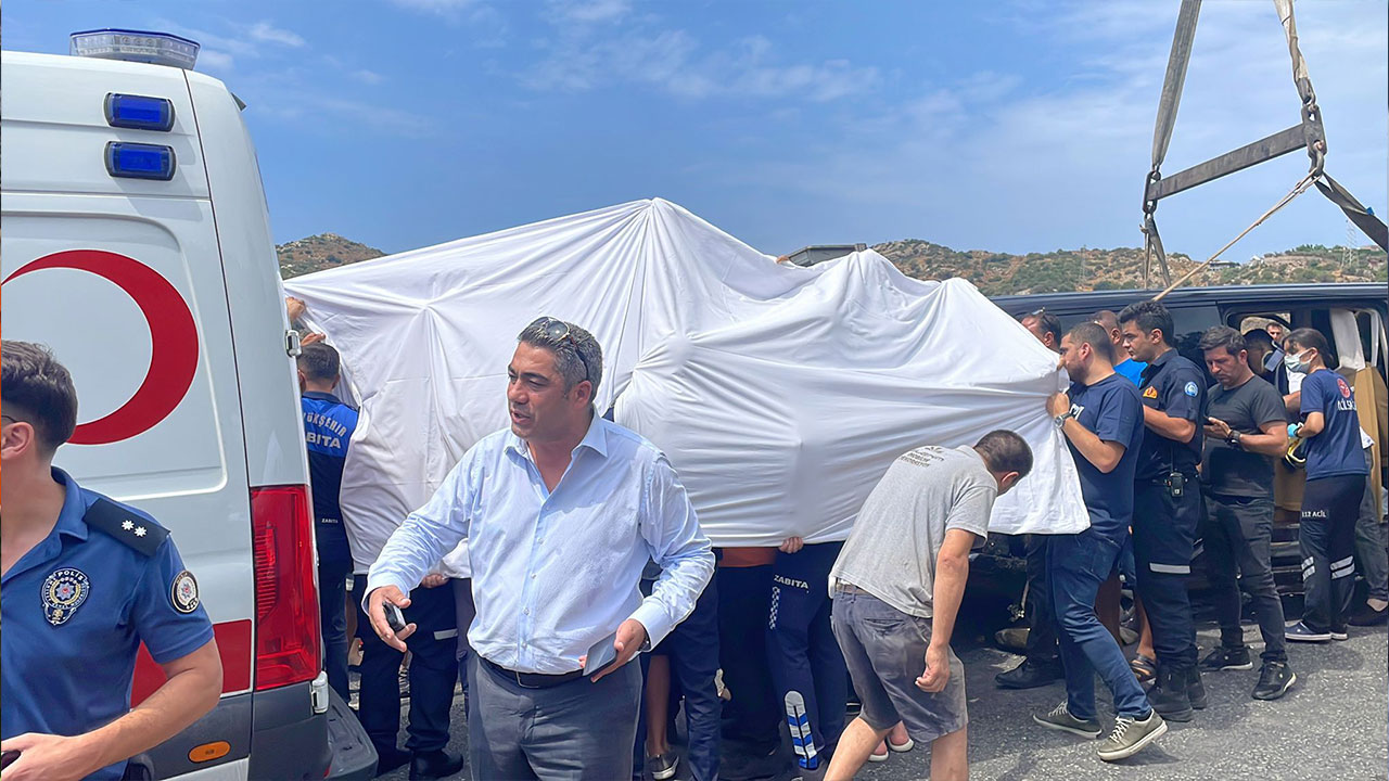 Ölümden dönmüştü... İbrahim Tatlıses'in kaza sonrası ilk görüntüleri ortaya çıktı Ölümden dönmüştü... İbrahim Tatlıses'in kaza sonrası ilk görüntüleri ortaya çıktı