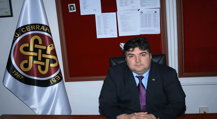 Cerrahpaşa'daki hasta çocuklara hediye sürprizi