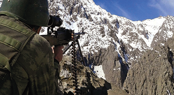 İdil ve Sur örgüte dar ediliyor