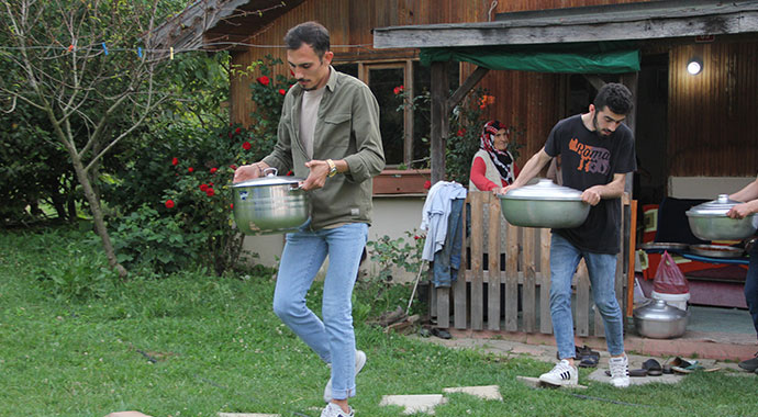 Bu mahallede iftarlar 118 yıldır birlikte yapılıyor