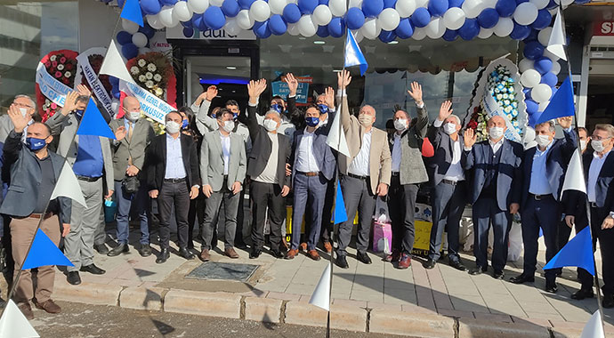 100. İhlas Mağazası İzmir’de açıldı