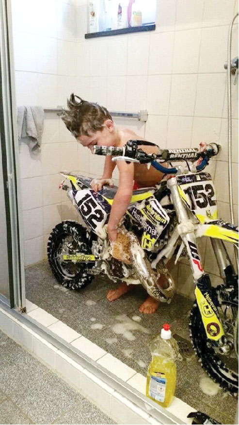 Ön teker nereden giderse