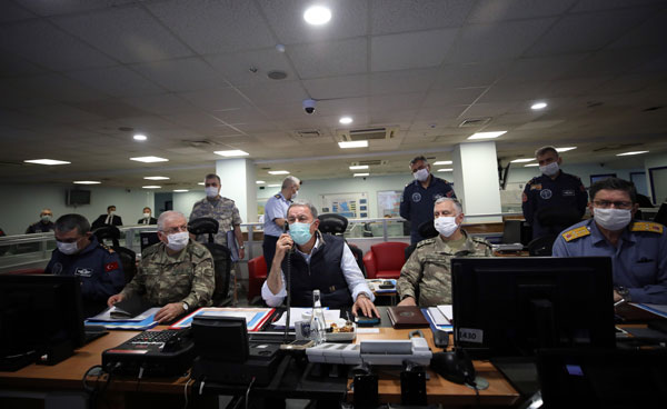 MSB duyurdu: 'Pençe-Kartal Operasyonu başladı' MSB duyurdu: 'Pençe-Kartal Operasyonu başladı'