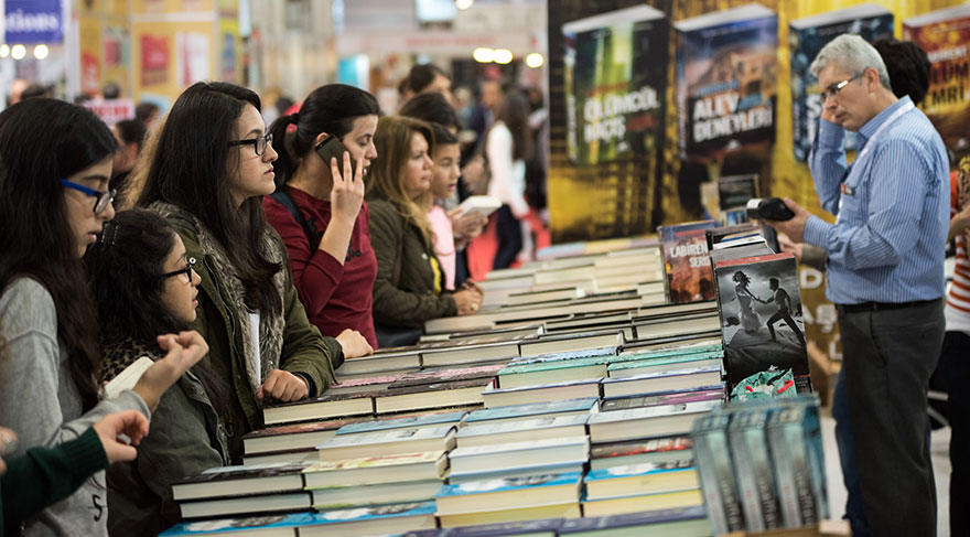 2016 TÜYAP Kitap Fuarı (TÜYAP'a nasıl gidilir)