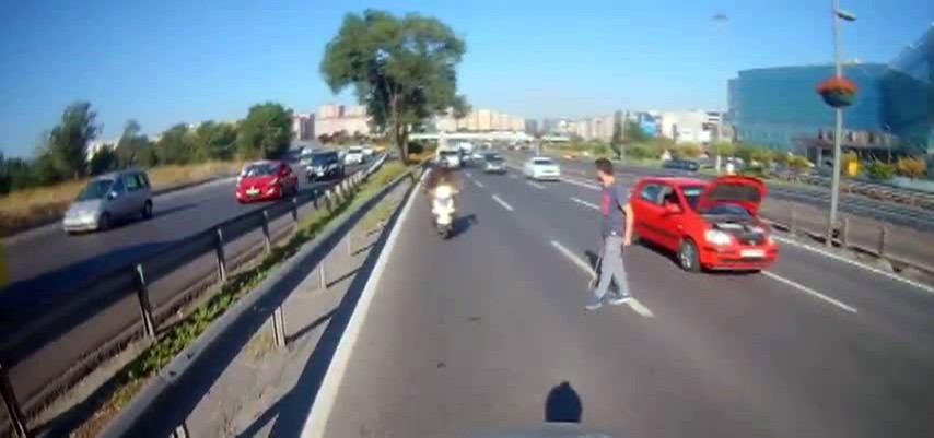 E-5'te 'insanlık ölmemiş' dedirten görüntü