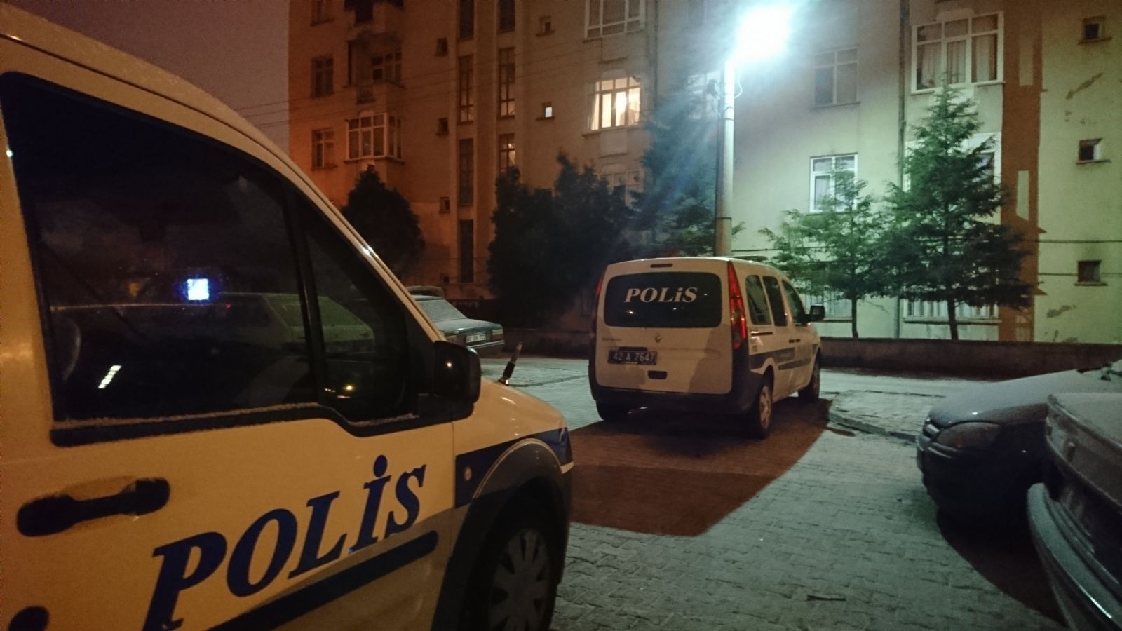 İntihar edeceğini canlı yayında söyledi, ekipler yetişemedi