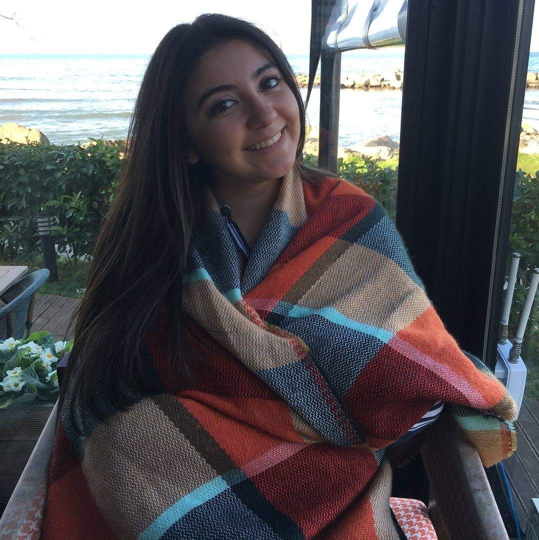 İncilay öğretmen 26 yaşında kansere yenik düştü