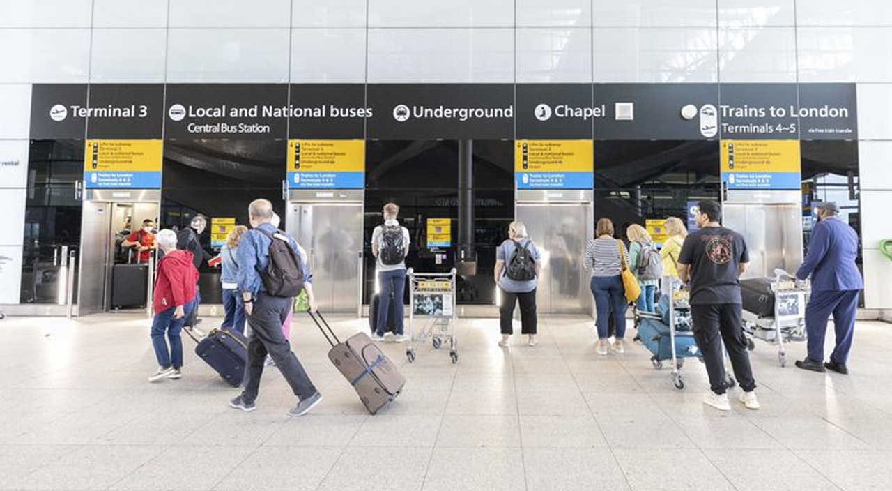 İngiltere’de havalimanlarında kriz büyüyor: ‘Yaşananlar korkunçtu’