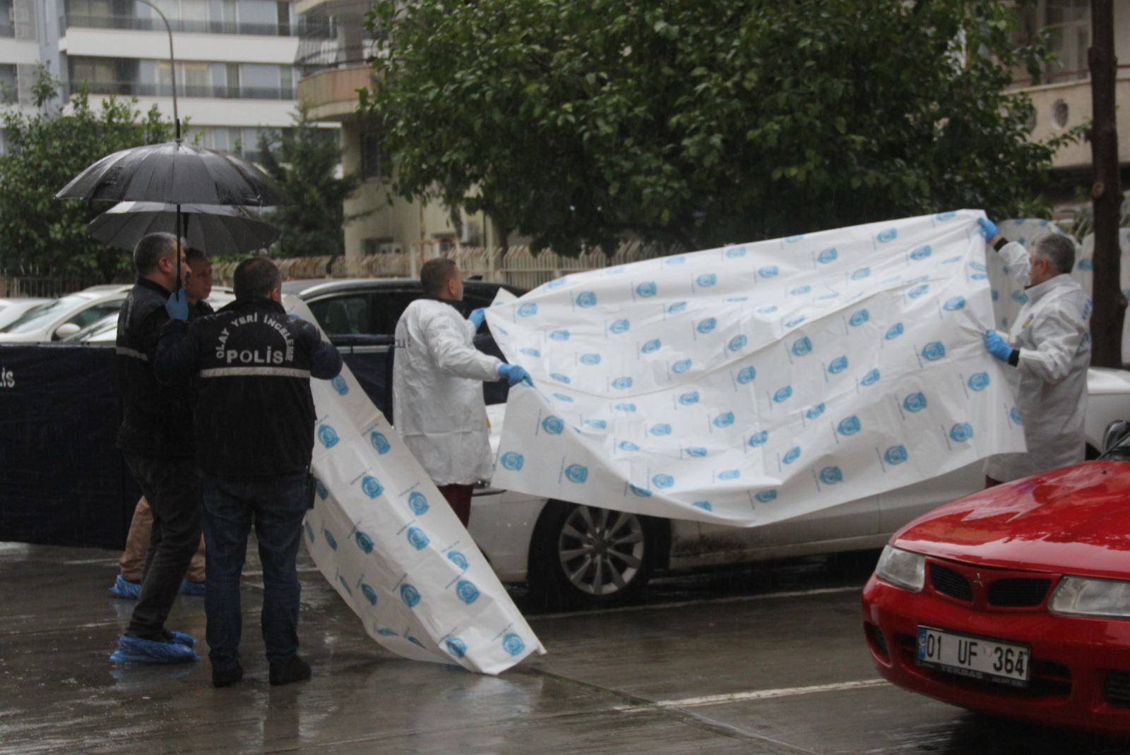 Ceyhan Ziraat Odası Başkanı otomobilinde canına kıydı Ceyhan Ziraat Odası Başkanı otomobilinde canına kıydı