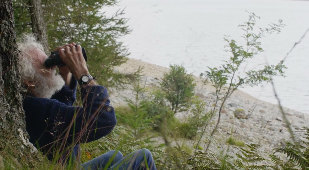 40 senedir inzivada: Balık tutarak, yabani meyveler yiyerek yaşıyor