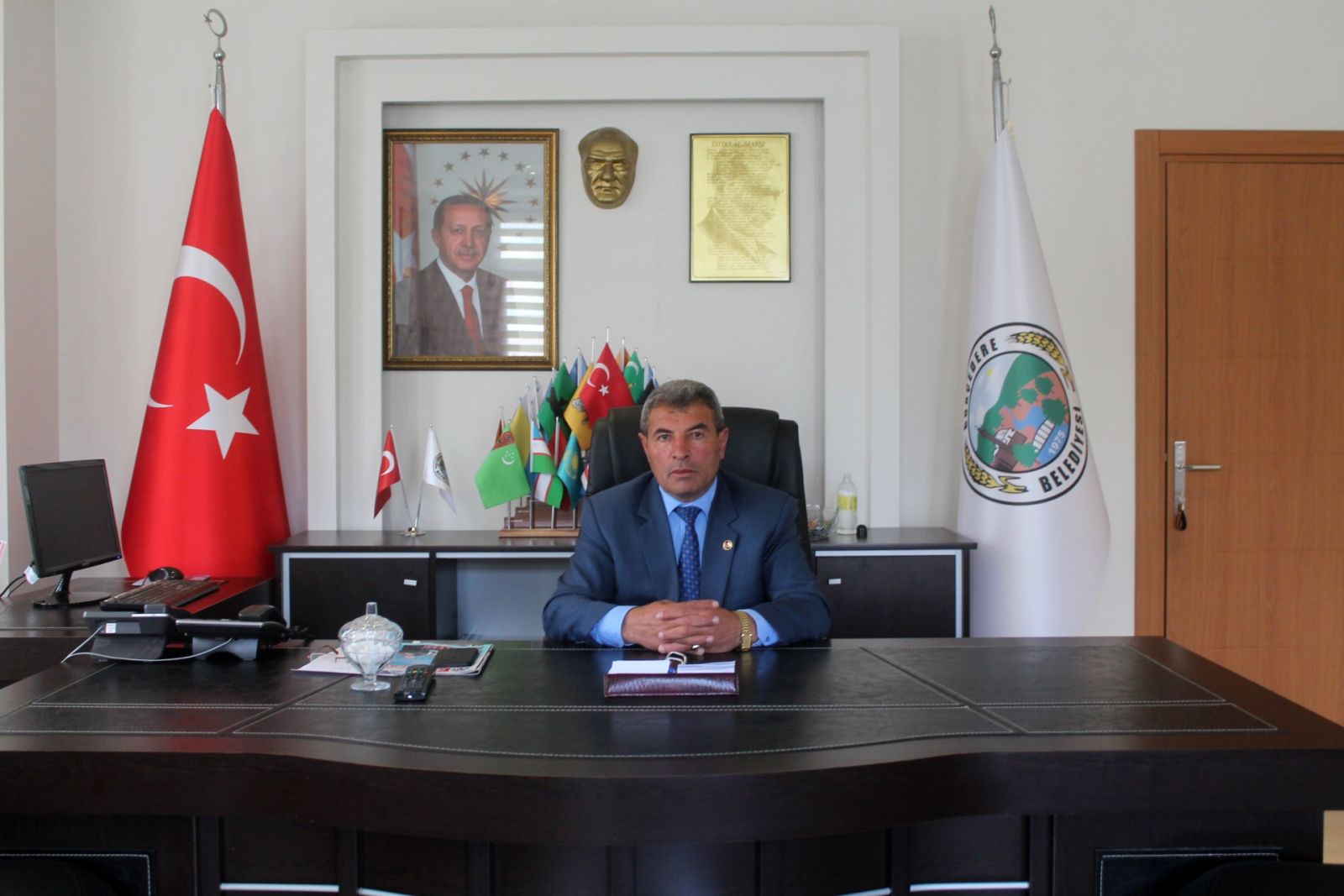 İşçisi olduğu belediyeye başkan seçildi