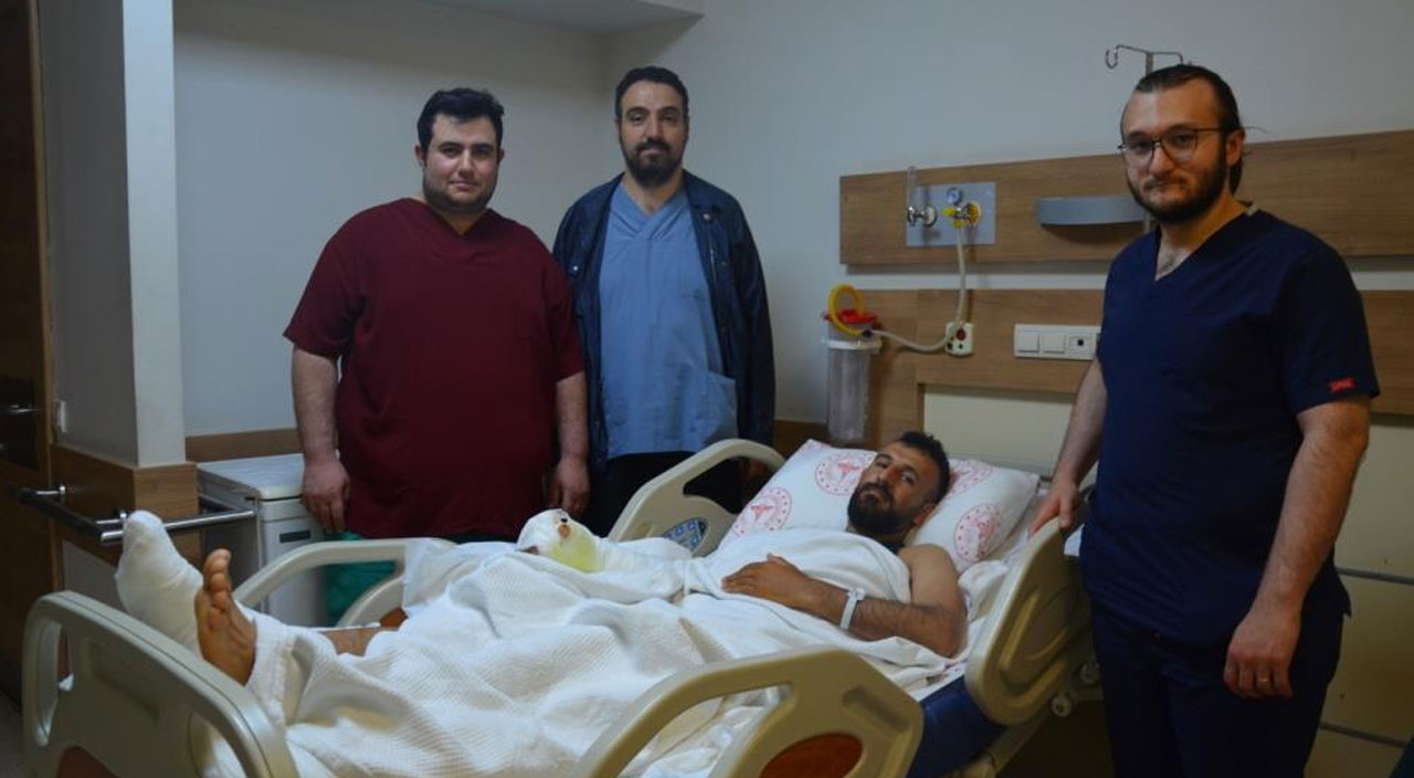 El başparmağı kopan işçiye ayak parmağı nakledildi