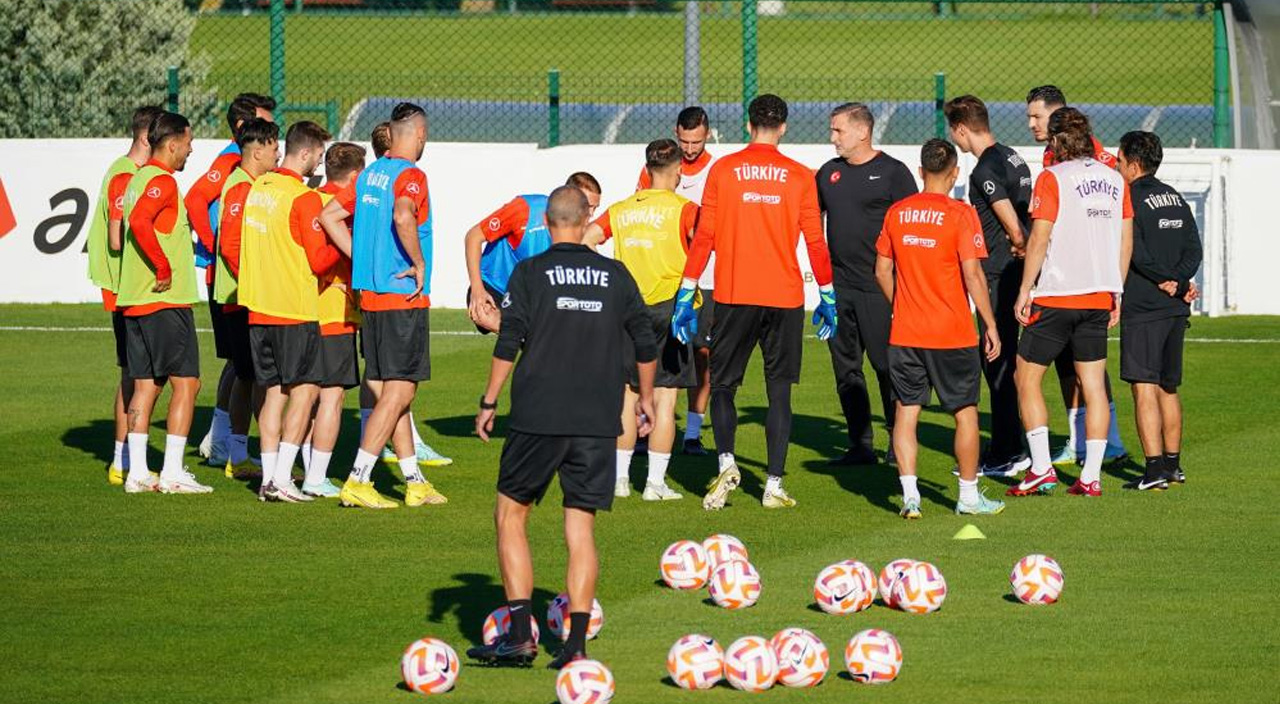 İsmail Yüksek: A Milli Takım'dan telefon geldiğinde yemekteydim, heyecandan tir tir titredim