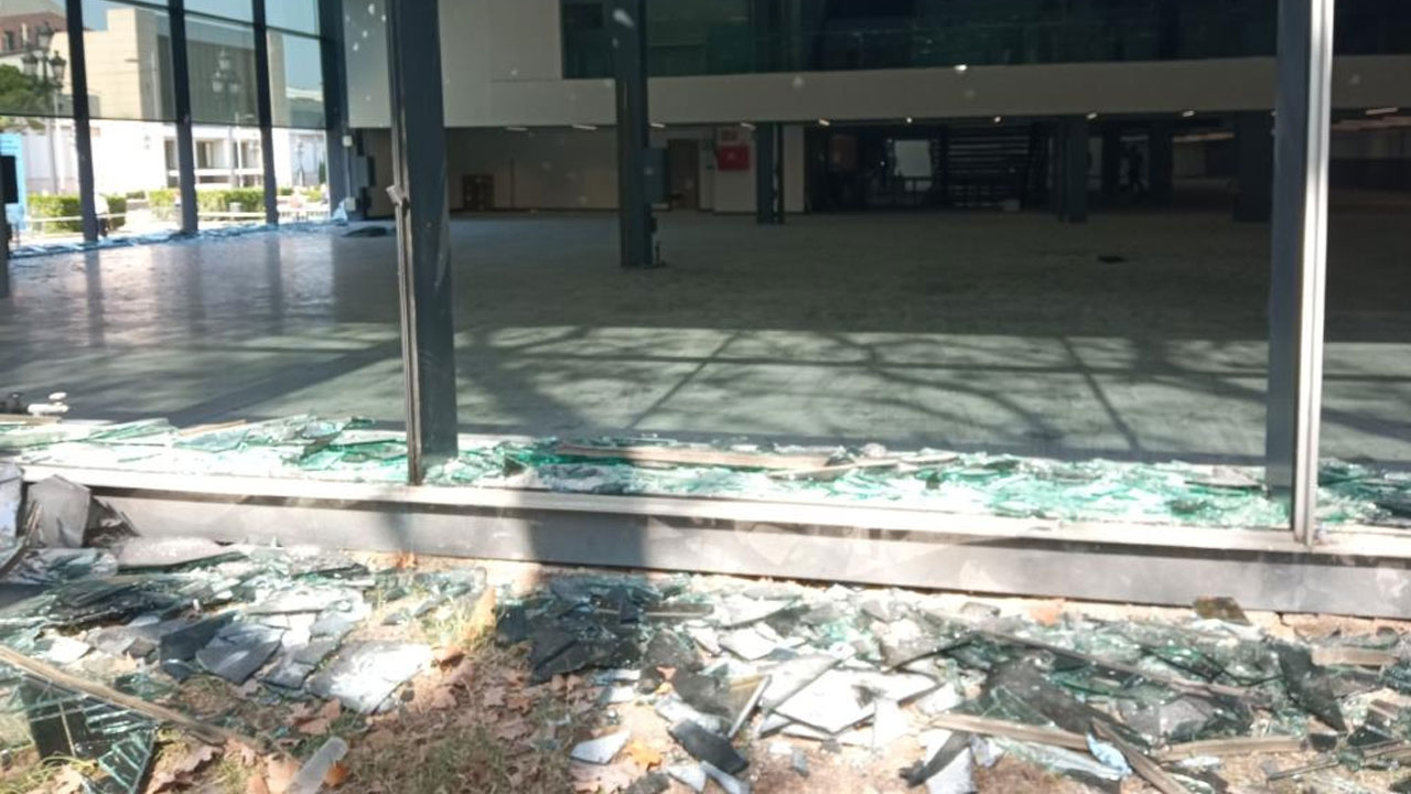 Eğlence yeri savaş alanına döndü: 43 yaralı, 20 gözaltı