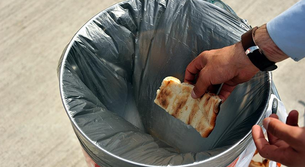 Türkiye'nin israf karnesi: Günde 4,9 milyon ekmek çöpe gidiyor
