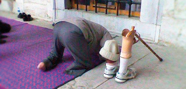 Diyanet İşleri Başkanlığı: 'Sandalyede namaz olmaz'