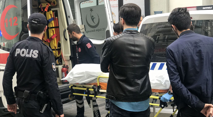 İstiklal Caddesi’nde ceset şoku! 'Mayk' lakaplı evsiz adam ölü bulundu