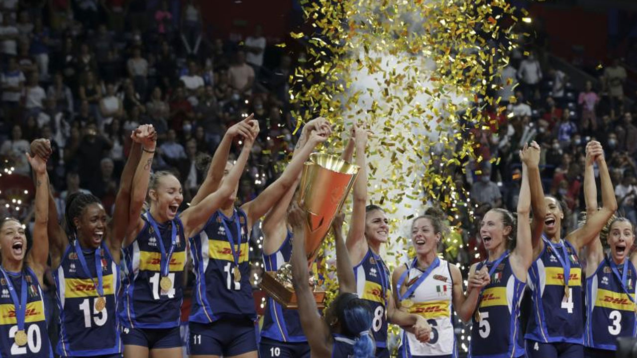 İtalya 2021 Avrupa Kadınlar Voleybol şampiyonu oldu