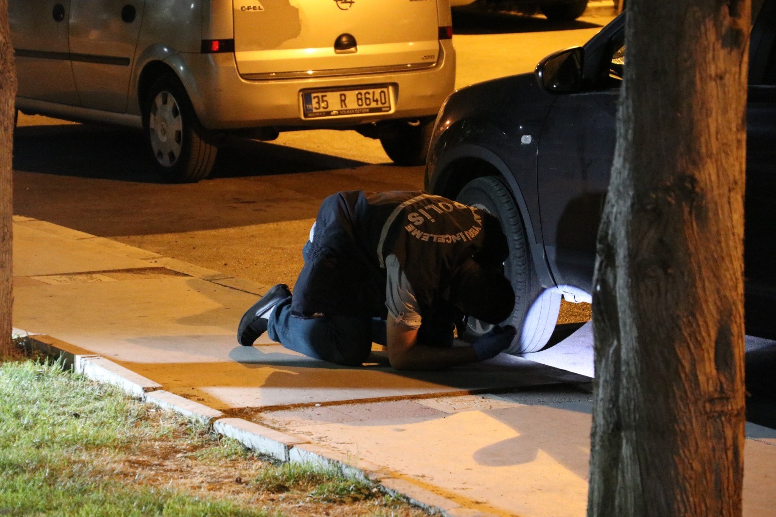 İzmir'de pompalı tüfekle saldırı: 1 ölü, 1 yaralı