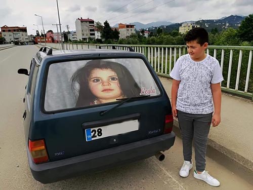 Giresun'dan duygulandıran görüntü... Aracını Minik Leyla ile süsledi