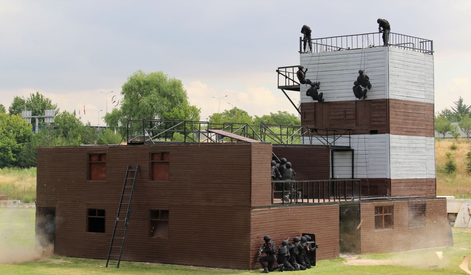 JÖAK her daim hazır olduğunu tüm dünyaya gösterdi