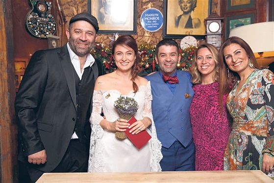 Ceyda Düvenci ile Bülent Şakrak evlendi