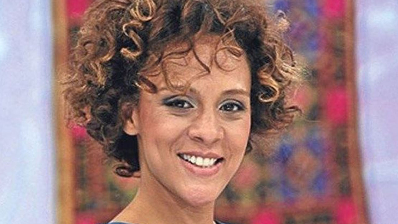 Ünlü şovmen Okan Karacan’dan çarpıcı iddia: Defne Joy Foster, FETÖ kurbanı