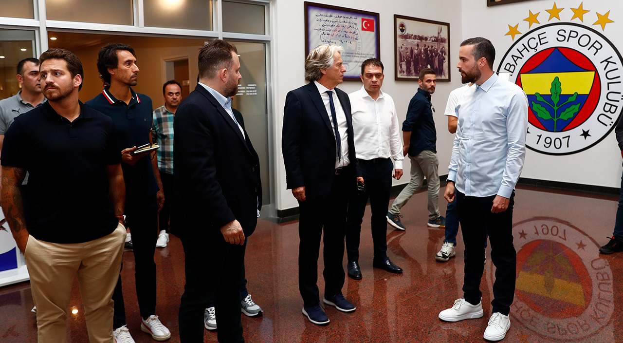 Jorge Jesus'tan iddialı açıklamalar: Şampiyon yapmaya geldim