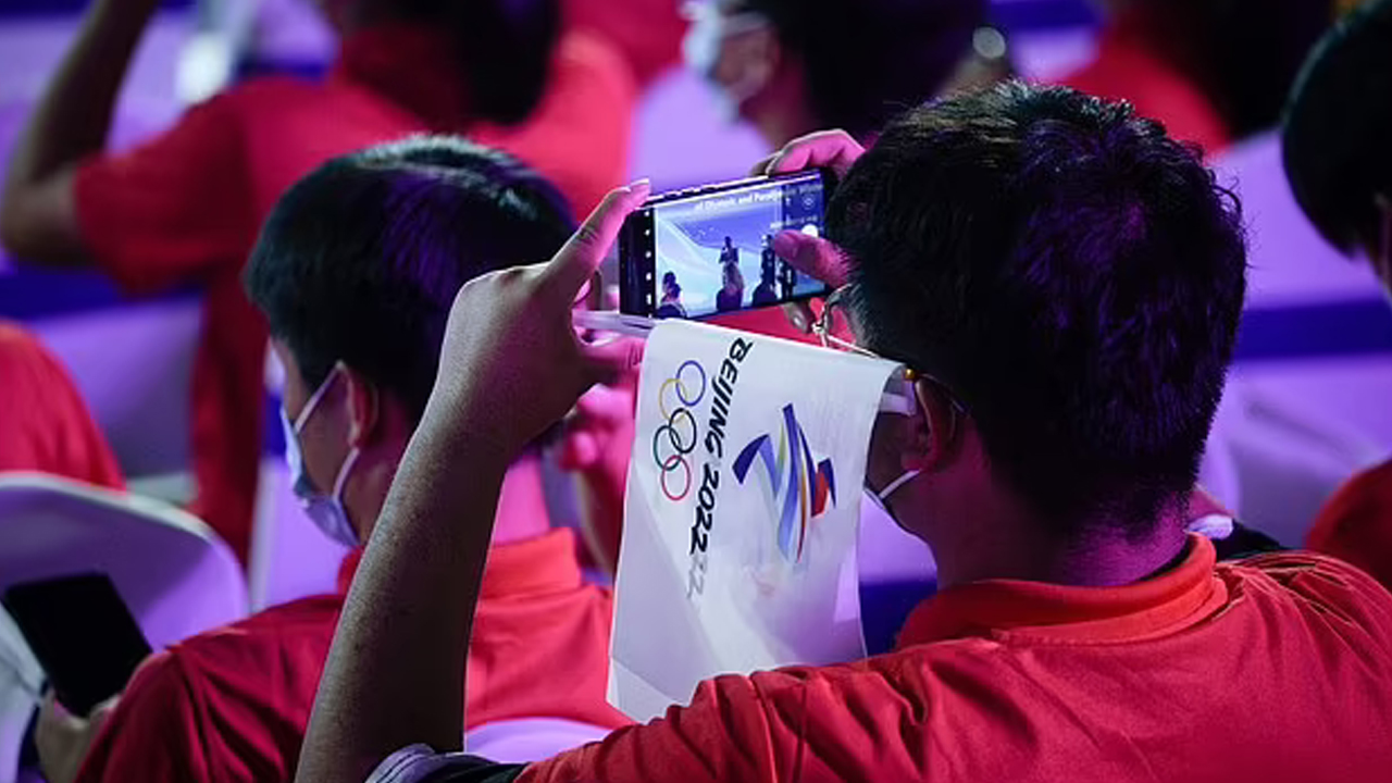 Çin’den Olimpiyatlarda yarışacak sporculara uyarı: Pekin karşıtı gösteri yapanlar cezalandırılacak
