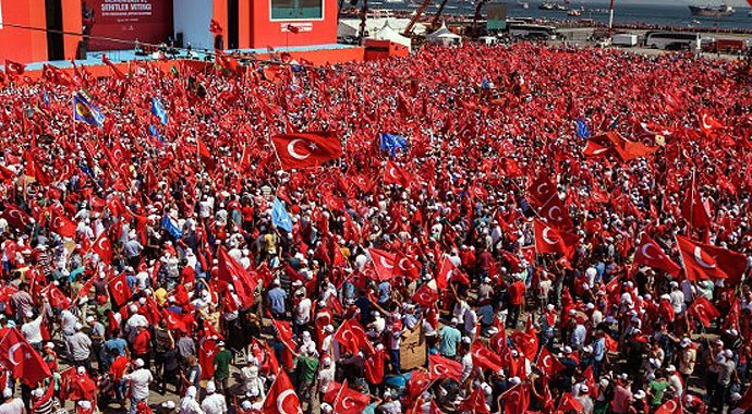 Yenikapı'da milyonlar demokrasi ve şehitler için buluştu (YENİKAPI CANLI YAYIN)