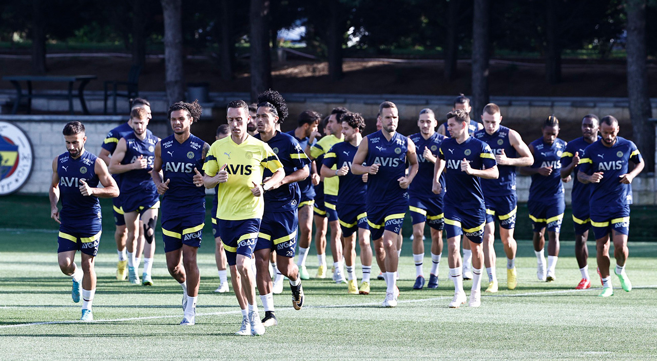 Fenerbahçe sonuç odaklı! Jesus mesajı verdi: Farklı kurgulara hazır olun