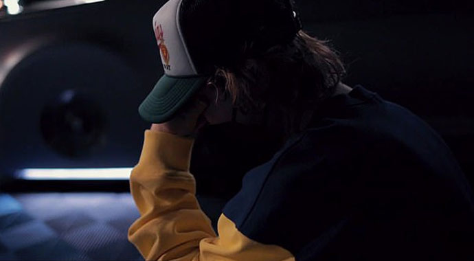 Justin Bieber kendisi için yaptırılan lüks aracı görünce gözyaşlarına boğuldu Justin Bieber kendisi için yaptırılan lüks aracı görünce gözyaşlarına boğuldu