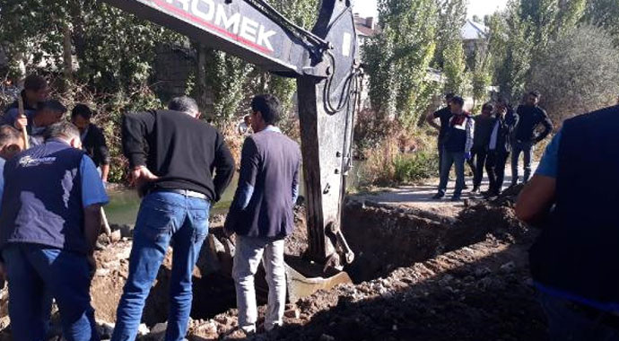 Su deposunda akıntıya kapılıp, kaybolan işçinin cansız bedeni bulundu