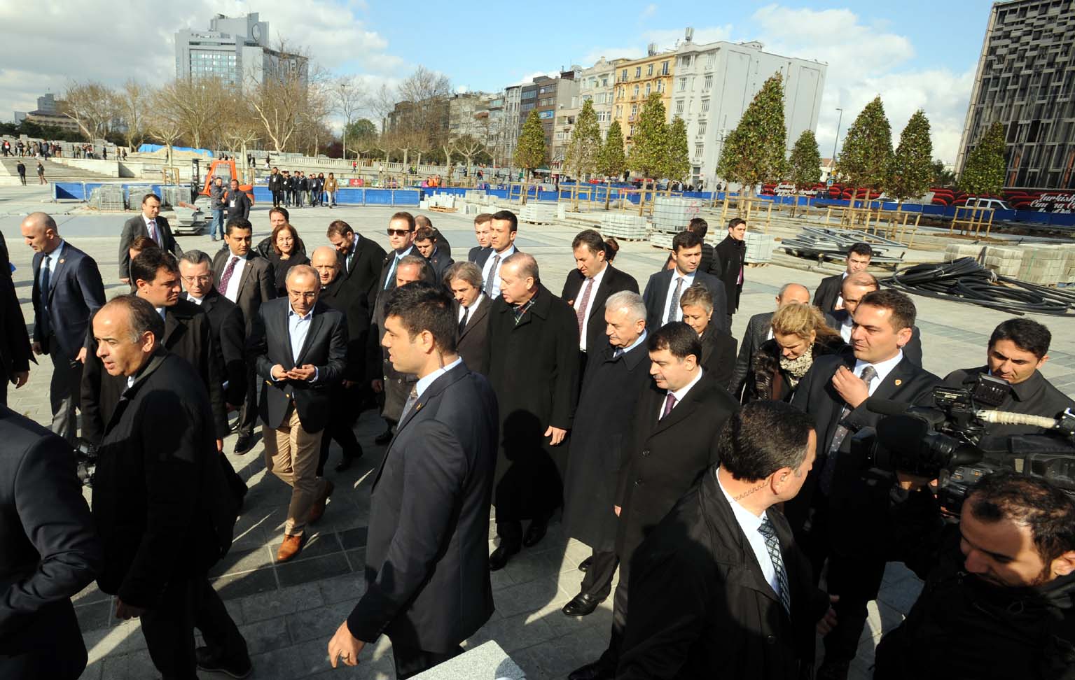 Cumhurbaşkanı Erdoğan Taksim'de Cumhurbaşkanı Erdoğan Taksim'de