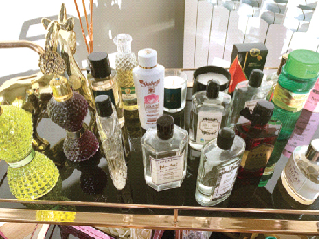 Siyasiler de 'evde kal'dı