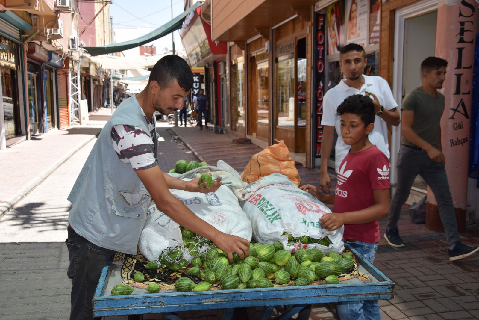 Dışı karpuza, içi kavuna, tadı salatalığa benziyor