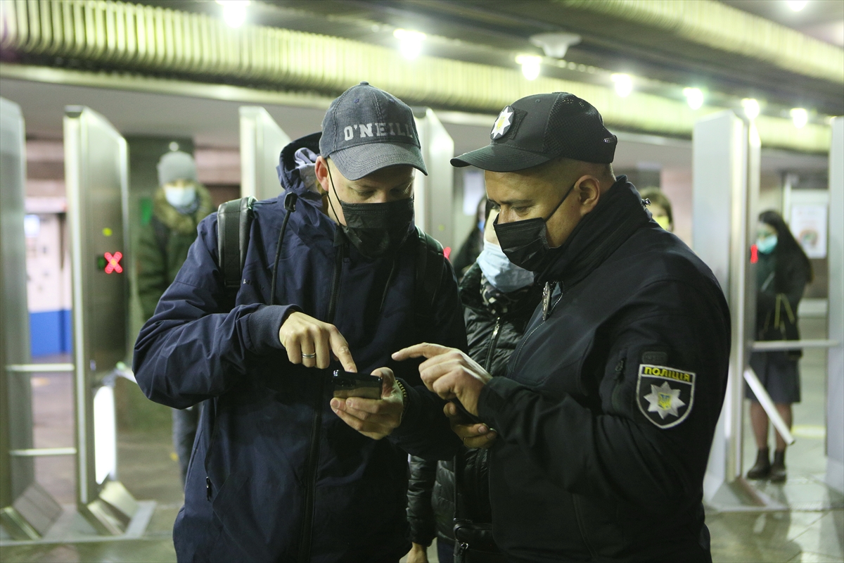 Kiev'de Kovid-19 tedbirleri sıkılaştırıldı
