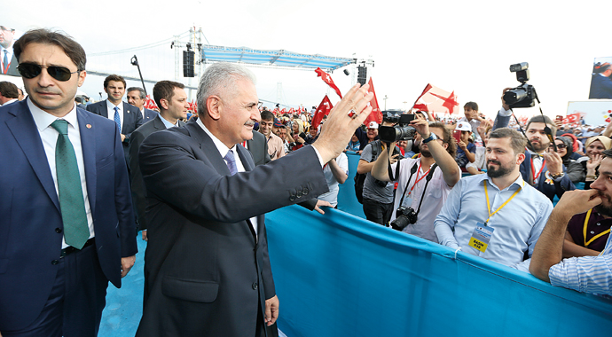 Osman Gazi Köprüsü rekorlarla geçit verdi