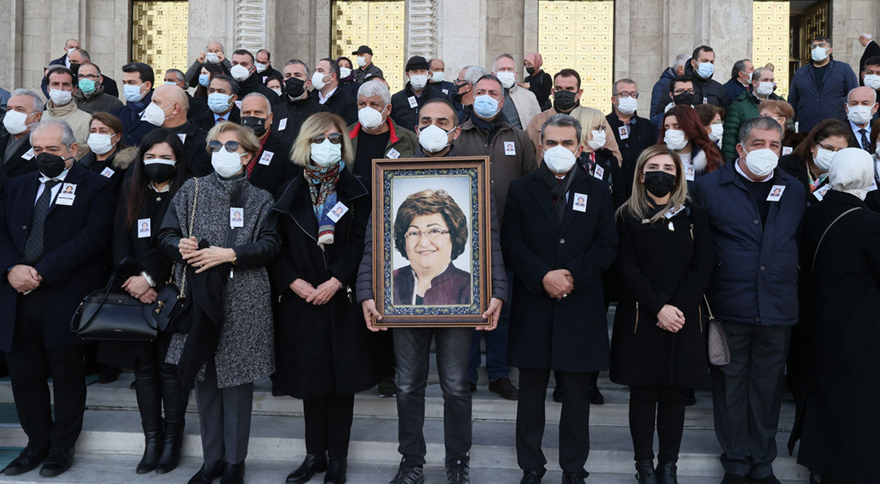 Eski bakan Güldal Akşit için TBMM'de tören düzenlendi