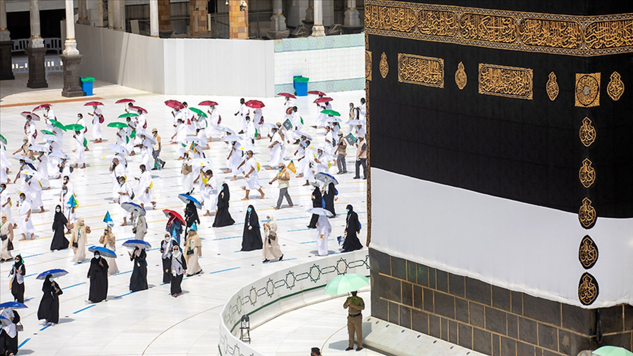 Suudi Arabistan, Endonezyalıların umre ziyaretine izin verdi Suudi Arabistan, Endonezyalıların umre ziyaretine izin verdi