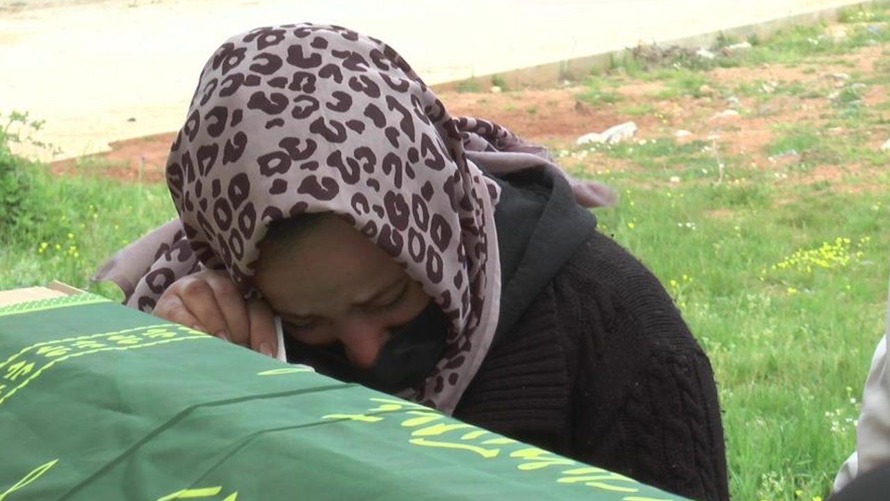 Daha önce de öldü sanılarak morga kaldırılmıştı: Yeşilçam’ın emektar oyuncusu son yolculuğuna uğurlandı Daha önce de öldü sanılarak morga kaldırılmıştı: Yeşilçam’ın emektar oyuncusu son yolculuğuna uğurlandı