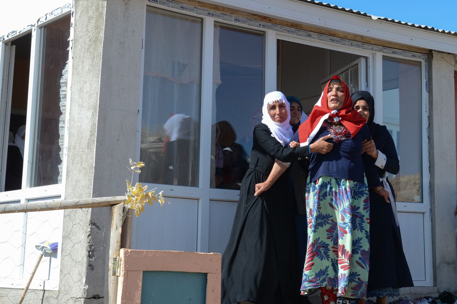 Öldürülen AK Partil'i başkanın kızından PKK'ya tokat gibi sözler