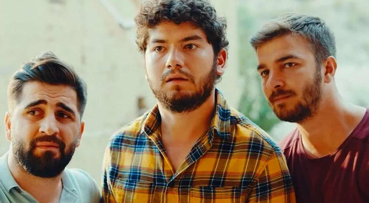 ‘Kafalar’ kanalı üyesi Bilal Hancı ile Esin Çepni boşanıyor! Açıklamalar peş peşe geldi: Denedik ama düzeltemedik ‘Kafalar’ kanalı üyesi Bilal Hancı ile Esin Çepni boşanıyor! Açıklamalar peş peşe geldi: Denedik ama düzeltemedik