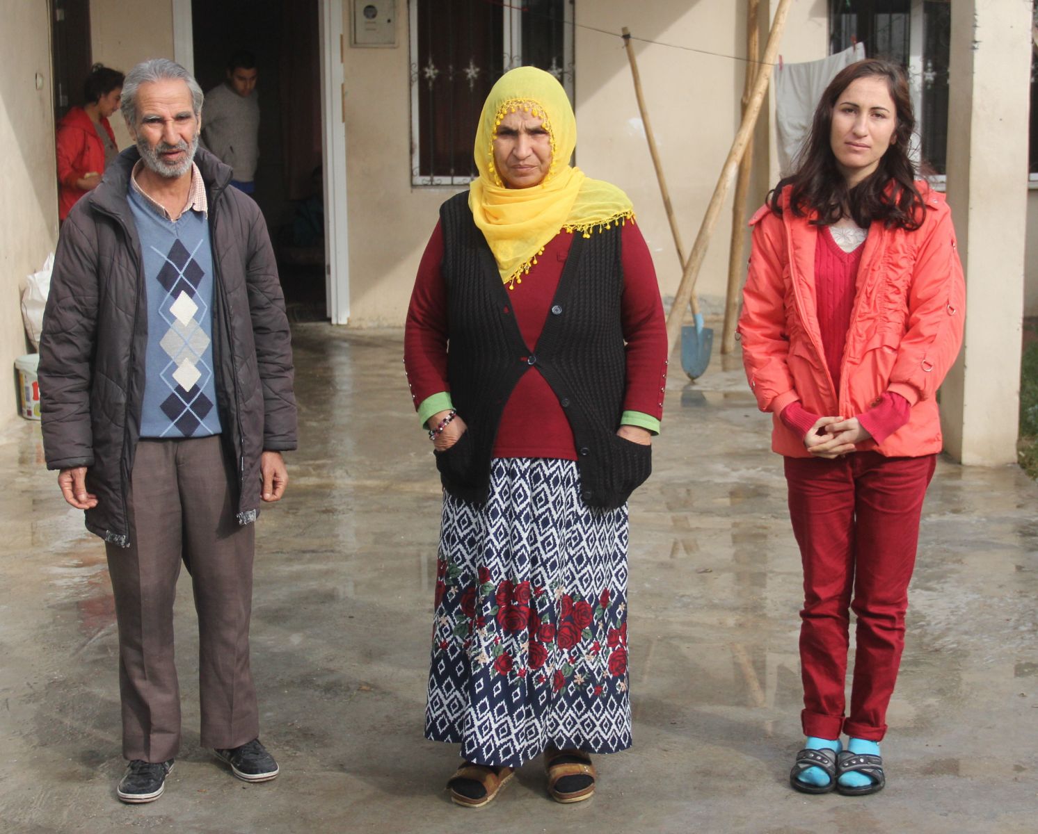 Doğuştan kalça çıkığı olan genç kızın yardım çığlığı