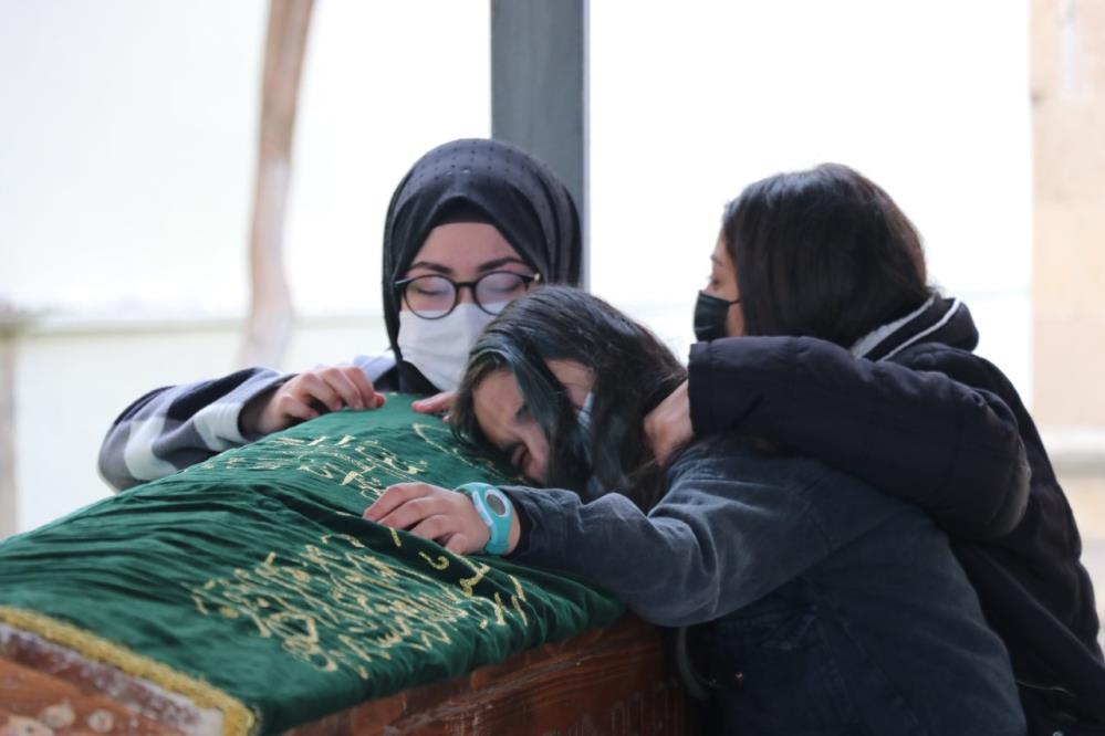 15 yaşında kalbine yenik düştü