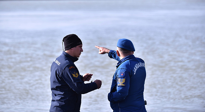 Sulama kanalına düşen öğretmen aranıyor