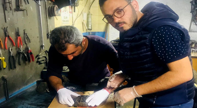 Kaplumbağayı kaportacıda hayata döndürdüler