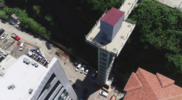 Karadeniz'de hiçbir şey imkansız değildir: Bir mahalleden bir mahalleye asansörlü geçiş