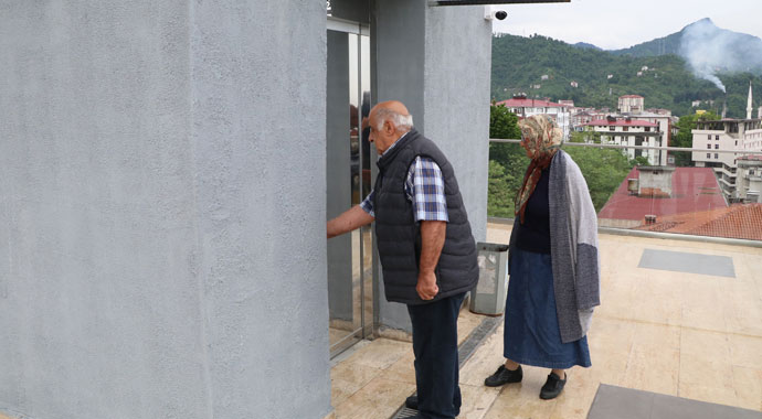 Karadeniz'de hiçbir şey imkansız değildir: Bir mahalleden bir mahalleye asansörlü geçiş