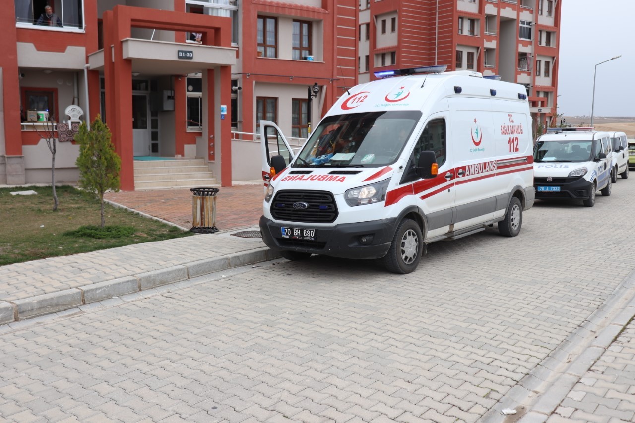 Karaman'da bir kişi, annesiyle birlikte yaşadığı evde ölü bulundu